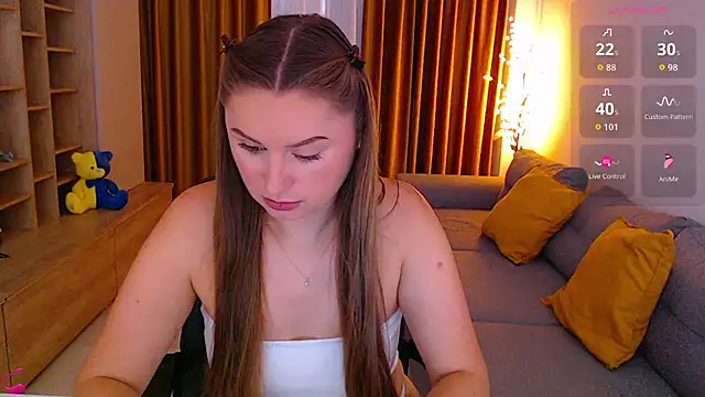 mia_bloomy Chat XXX live