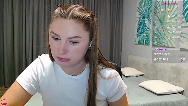 mia_bloomy Chat XXX live