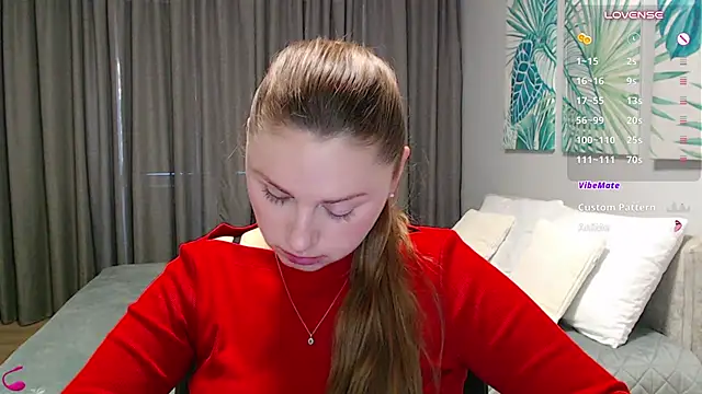 mia_bloomy Webcamshow