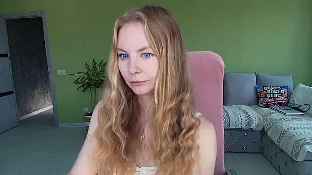 Cuddle_Cat's Live XXX Chat