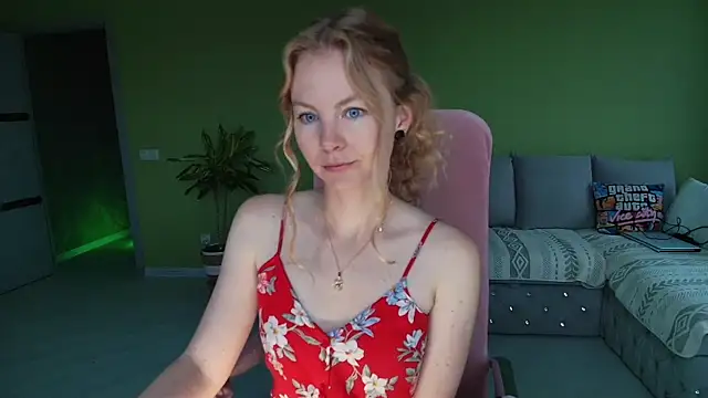 XXX chat uživo modela Cuddle_Cat