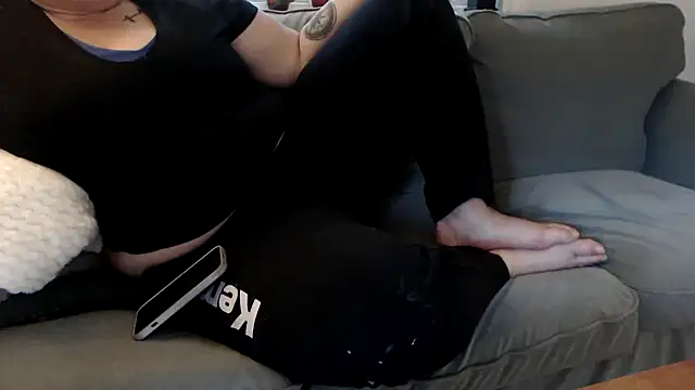 sweeti_Em Webcam Show