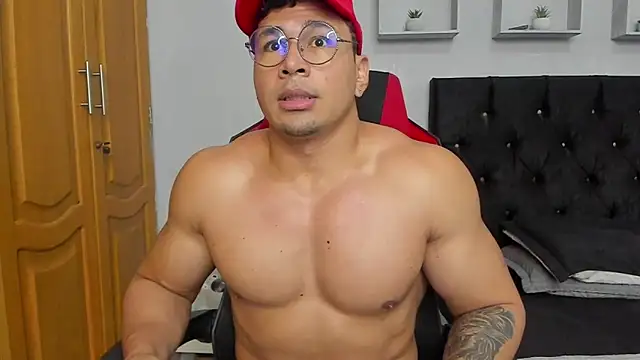 Show Webcam de tyler_hank01