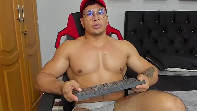 tyler_hank01 网络视讯表演
