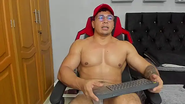Pertunjukan Kamera Web tyler_hank01