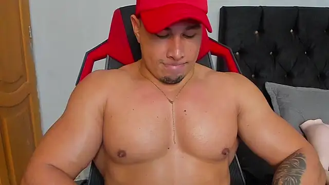 Webkamerová show tyler_hank01