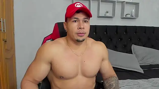 tyler_hank01 Show Webcam