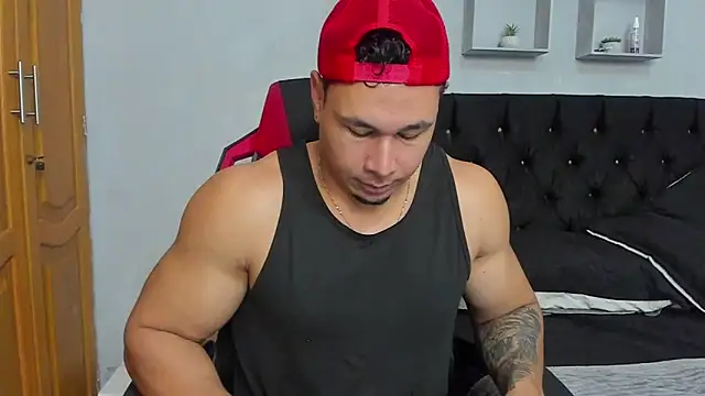 tyler_hank01 Show Webcam