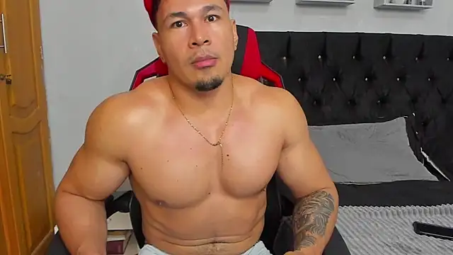Czat XXX na żywo – tyler_hank01