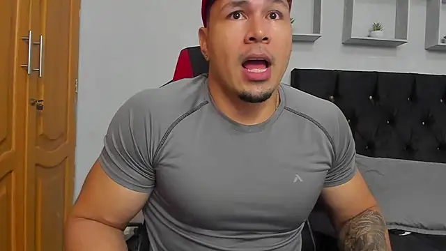 tyler_hank01 网络视讯表演