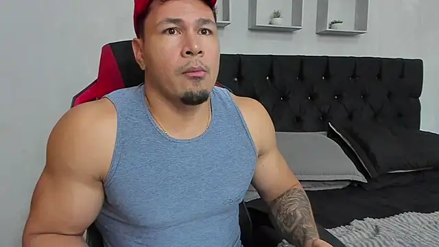 tyler_hank01 Pertunjukan Webcam