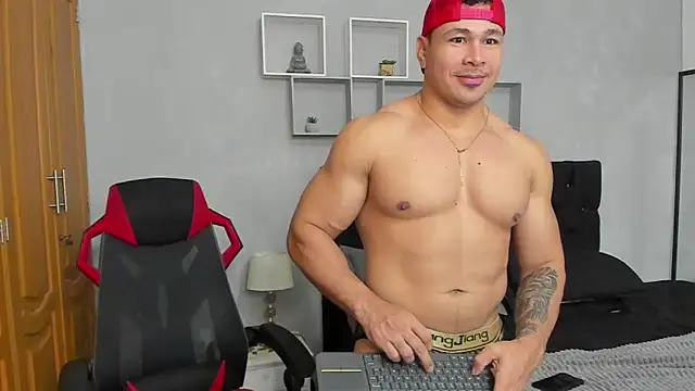 Webkamerová show tyler_hank01
