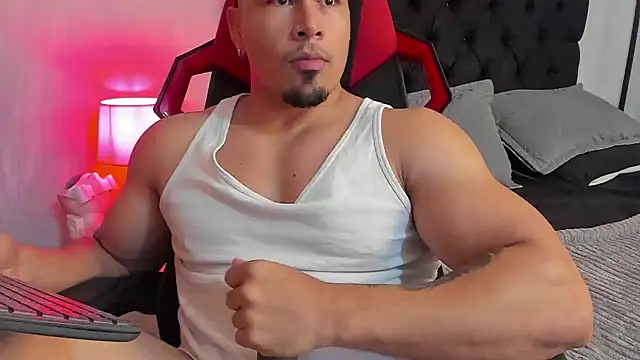 tyler_hank01 Show Webcam
