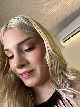 devlin_nurmi Adlı Modelin Web Kamerası Şovu