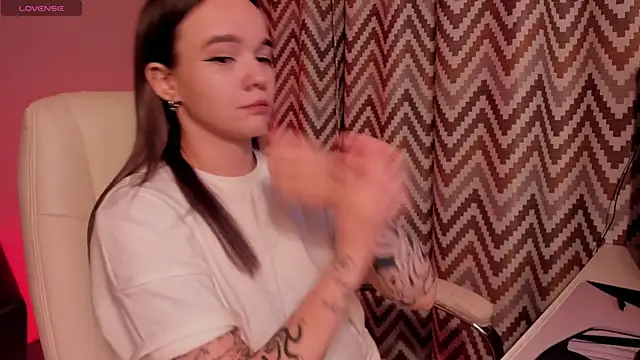 Živý XXX chat SarahRomantic