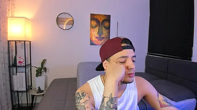 Show modela alejandro_calderon1 na web-kameri