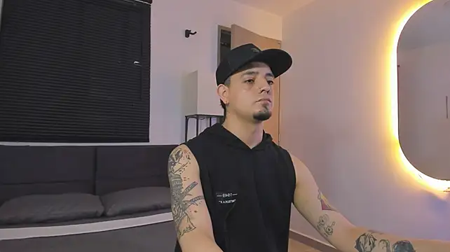 alejandro_calderon1 웹캠 쇼