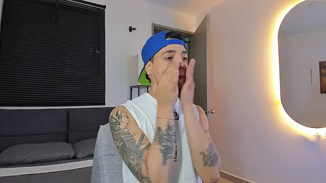 Webkamerová show alejandro_calderon1