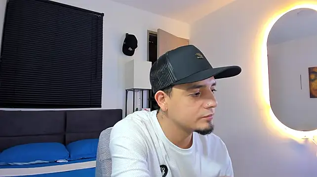 alejandro_calderon1 Show Webcam