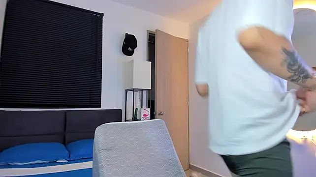 alejandro_calderon1: вебкам-шоу