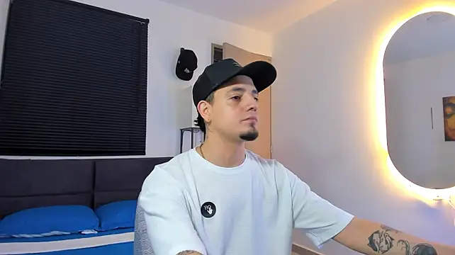 alejandro_calderon1n Webbikameraesitys