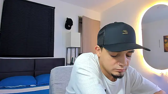 alejandro_calderon1 Webcam-Show