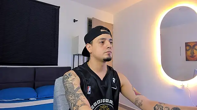 alejandro_calderon1のウェブカメラショー