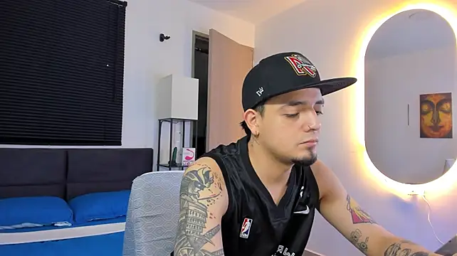 Pokazy przed kamerką – alejandro_calderon1