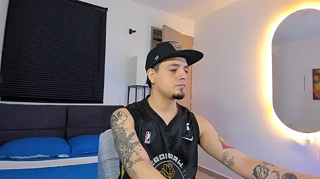 Вебкам-шоу alejandro_calderon1