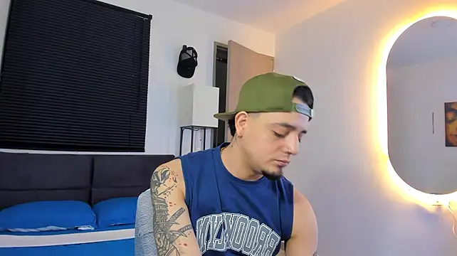 alejandro_calderon1 Webcam-Show