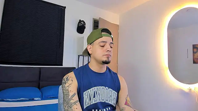 alejandro_calderon1のウェブカメラショー