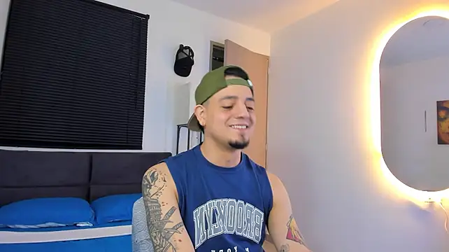 alejandro_calderon1n Webbikameraesitys