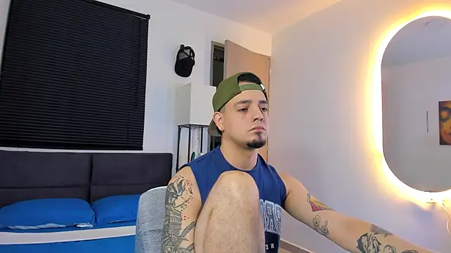 alejandro_calderon1n Webbikameraesitys