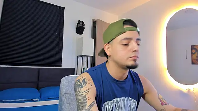 alejandro_calderon1 Show Webcam