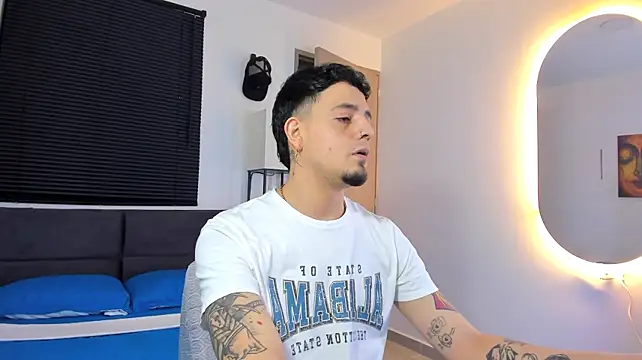 alejandro_calderon1's Webcam Show