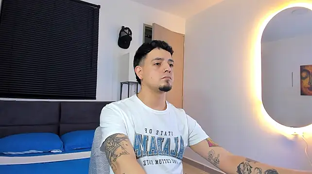 Show de alejandro_calderon1 na webcam