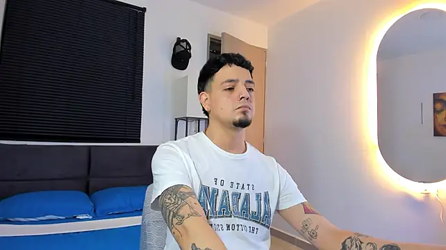 alejandro_calderon1 Show Webcam