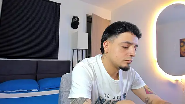 alejandro_calderon1 Webcam Show