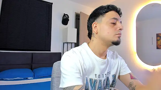 Show de alejandro_calderon1 na webcam