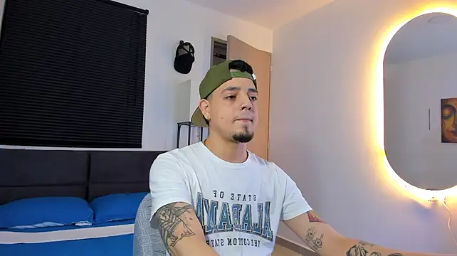 alejandro_calderon1 Show Webcam