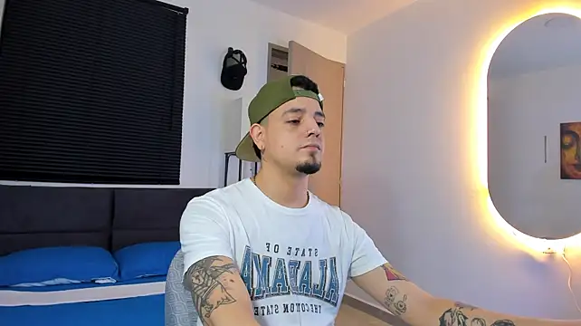alejandro_calderon1n Webbikameraesitys