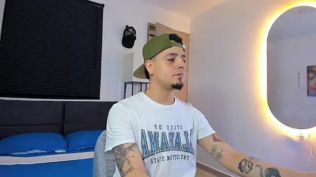 Show de alejandro_calderon1 na webcam