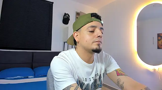 alejandro_calderon1のウェブカメラショー