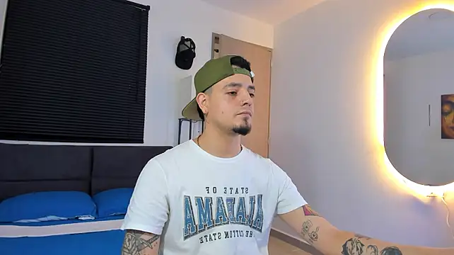 alejandro_calderon1 Show Webcam