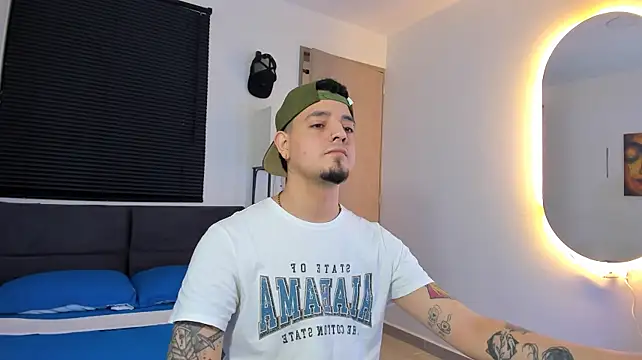 alejandro_calderon1 Webcam-Show
