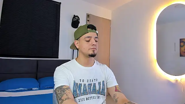 alejandro_calderon1 Show Webcam