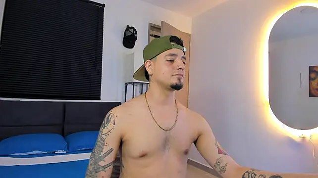 Вебкам-шоу alejandro_calderon1