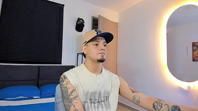 alejandro_calderon1 Webcam Show