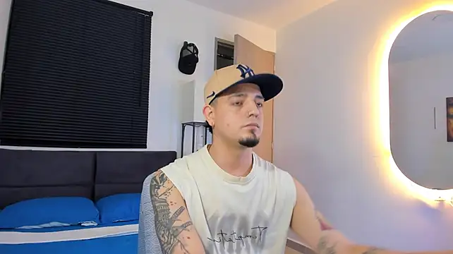 alejandro_calderon1 网络视讯表演