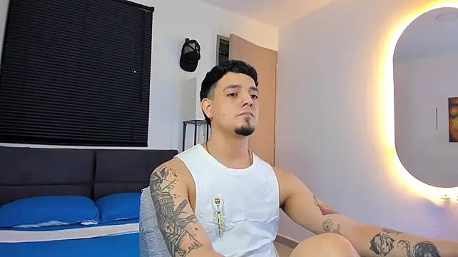 alejandro_calderon1のウェブカメラショー